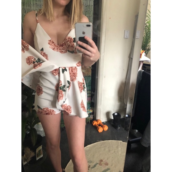 Floral Romper - Picture 2 of 2